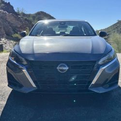 2024 Nissan Altima 2.5 S 2.5 S 4dr Sedan Price $13,495 Mileage 117,942