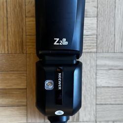 Neewer Z2-C Pro TTL Flash for Canon — Excellent Condition