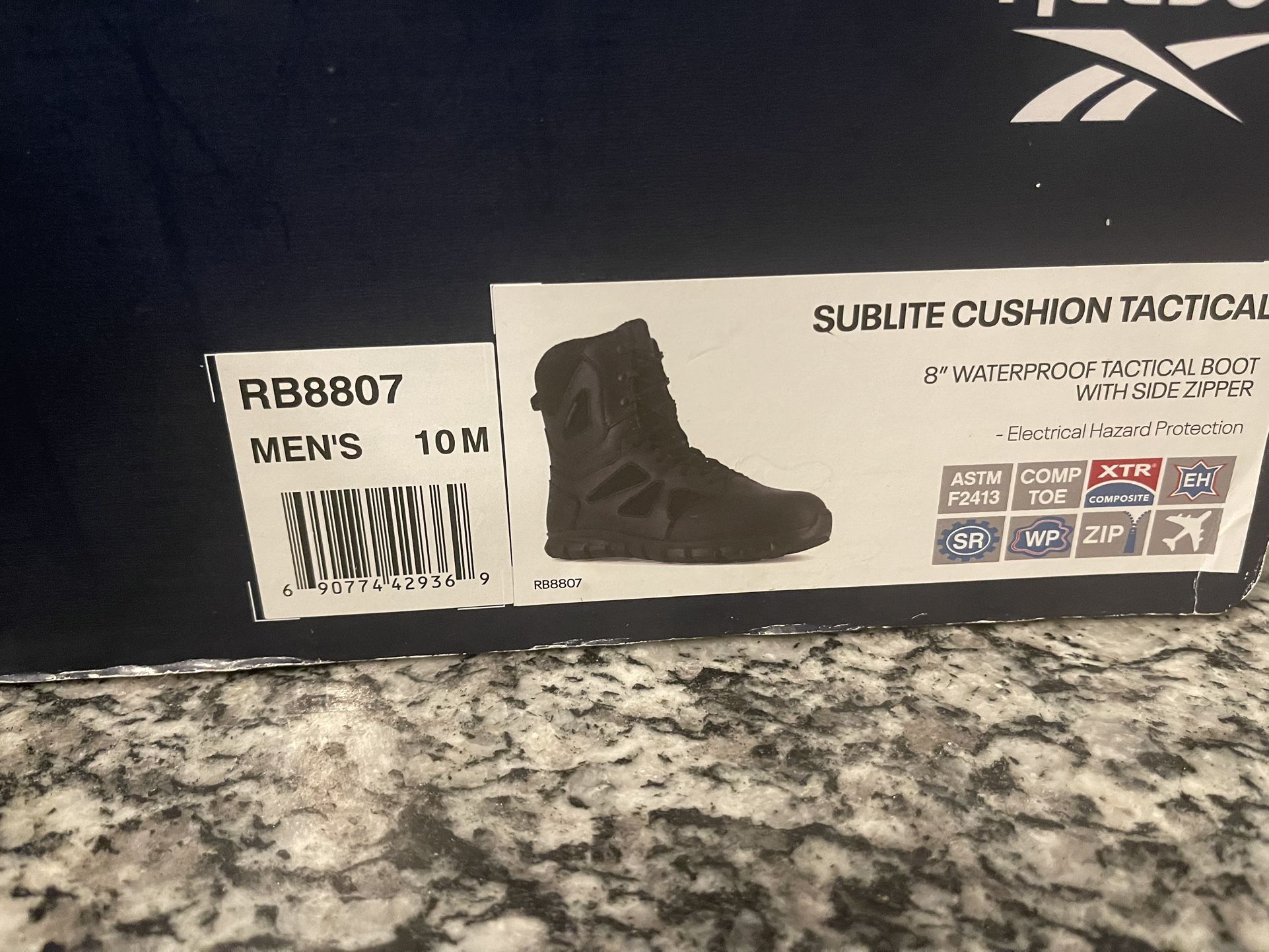 Men’s Reebok Boots Size 10