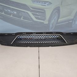 2013-2019 FORD TAURUS SEDAN LOWER GRILLE
