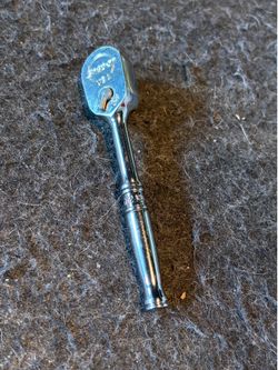 Snap-On 1/4 Ratchet T72 + Extension