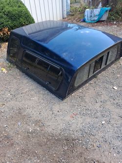 Blue Truck Bed Camper Shell Topper exact measurements in photos