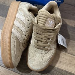 New In Box Adidas Samba XLG Men Size 5 Women Size 6 