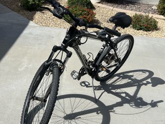 Bike Giant brand