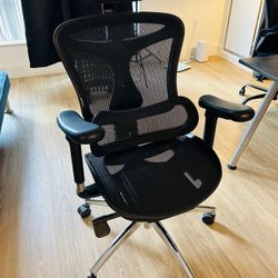 Ergonomic chair