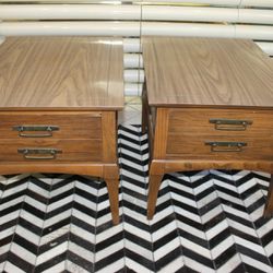Delivery Available! Vintage Midcentury Modern Walnut Nightstands