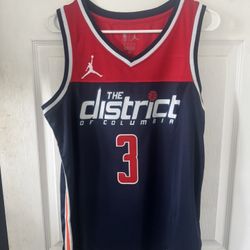 Sixers Jersey Size Medium