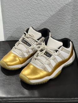AIR JORDAN SIZE 4.5 Y
