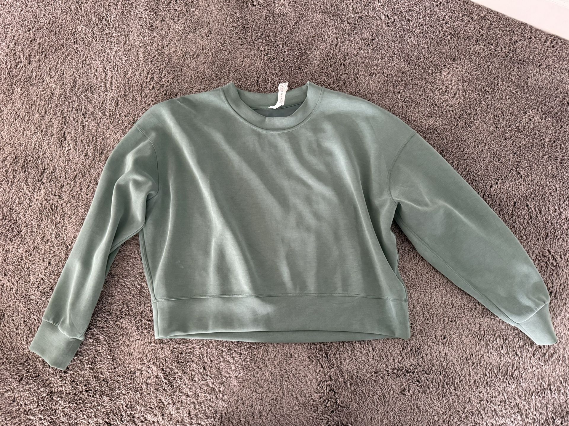 Women’s Lululemon Crop Crewneck Sweatshirt