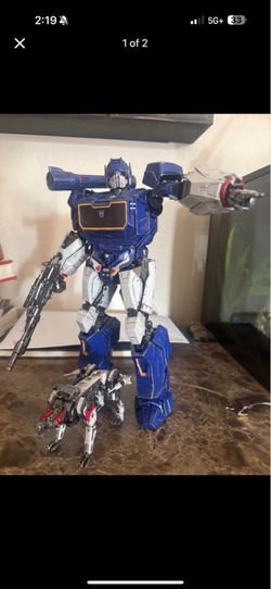 Threezero  Transformers Shockwave
