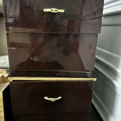 Side Tables 