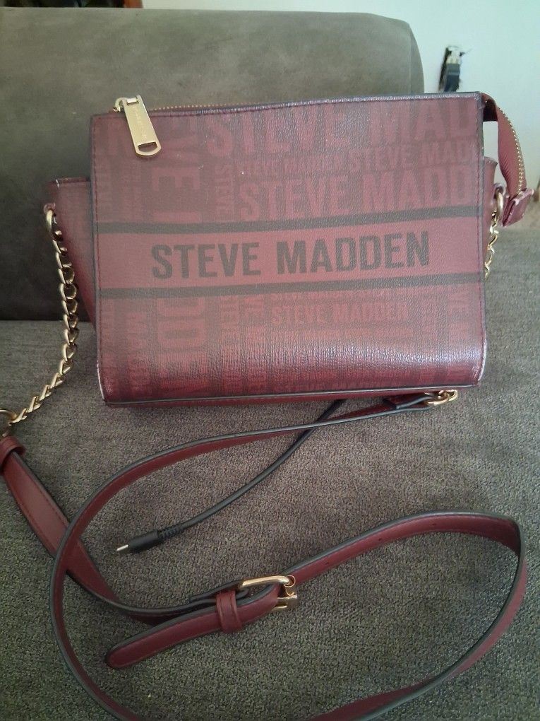 Small Steve Madden Cross Body Purse
