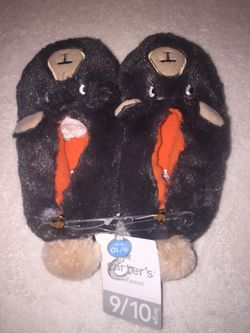 Boys’ bear slippers, size 9/10, brand new