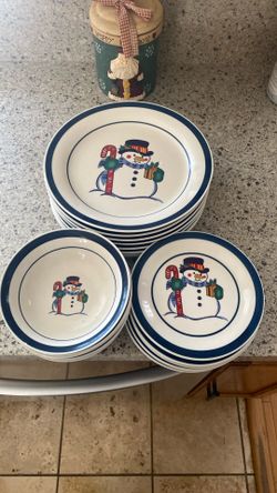 Christmas Plates Set 