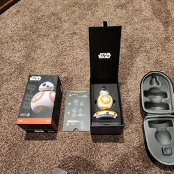 BB-8 Sphero with a travel case