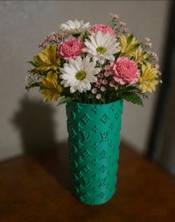 3D Printed Green Vase (Flowers Not Included) It Does Hold Water