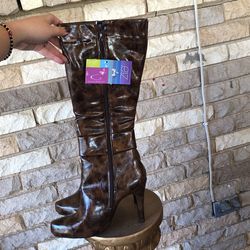 Brown Boots Size 8