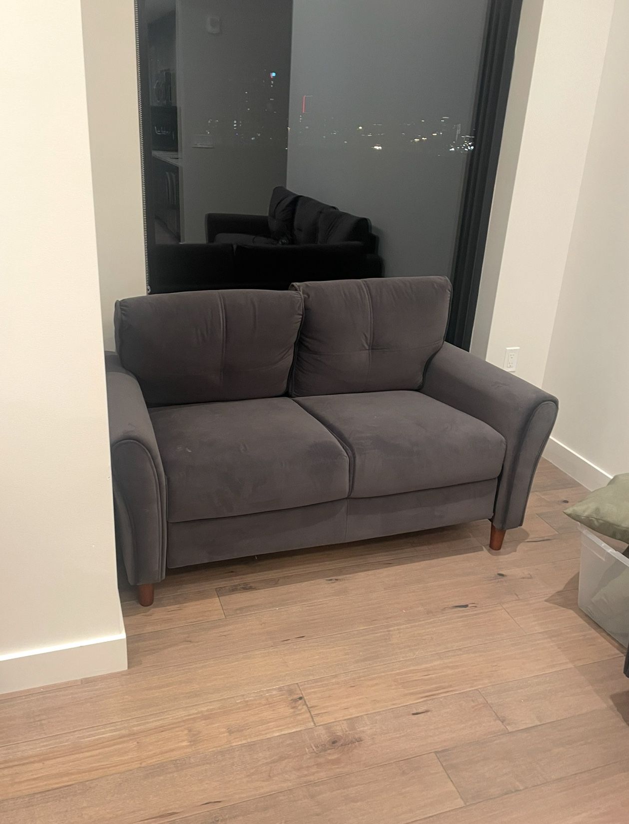 Modern Charcoal Gray Loveseat & Sofa Set – Excellent Condition