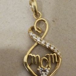 10k zircon Mom pendant