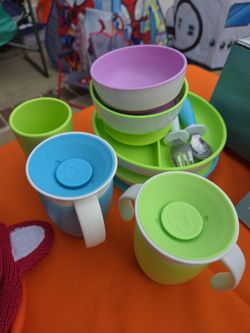 Toddler Plates and Sippie Cups