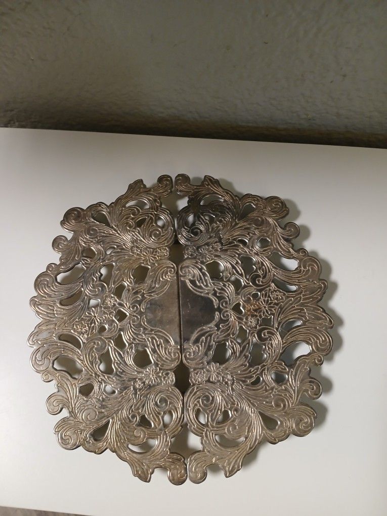 Antique Victorian Or Style Expandable Trivit