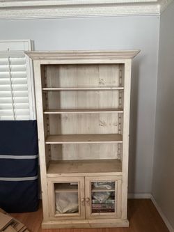 Bookcase set of 2!