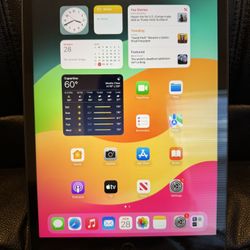 Apple IPad 7th Generation (32GB) w/ Cellular Data and Coach Case