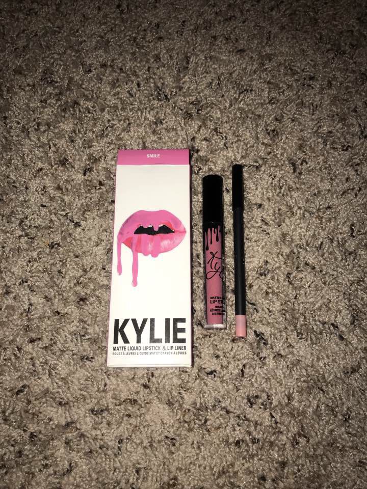 Kylie Jenner lip kit-Smile