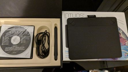 Intuos Wacom drawing tablet