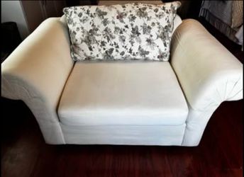Oversized Chair-and-a-Half / Accent Armchair