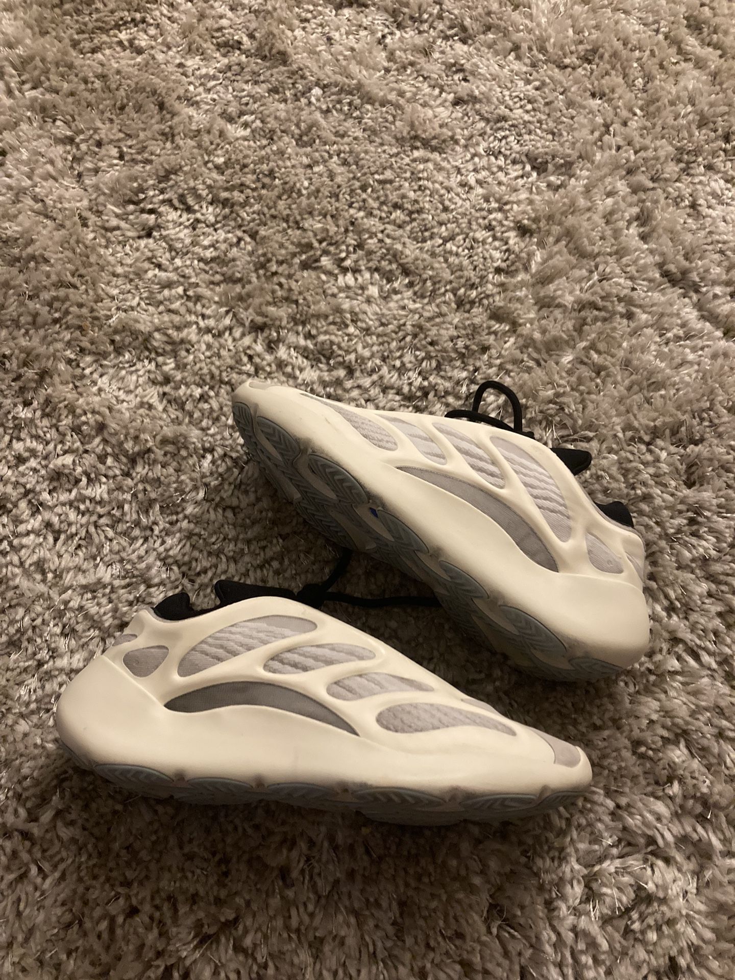 Adidas Yeezy 700 V3 Azael
