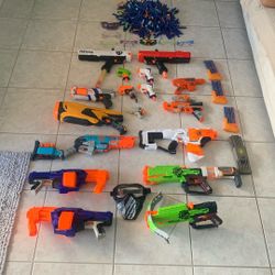Large Nerf Gun Lot