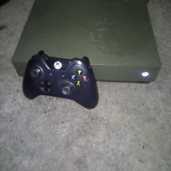 Xbox With One Controller and Charger Packs 