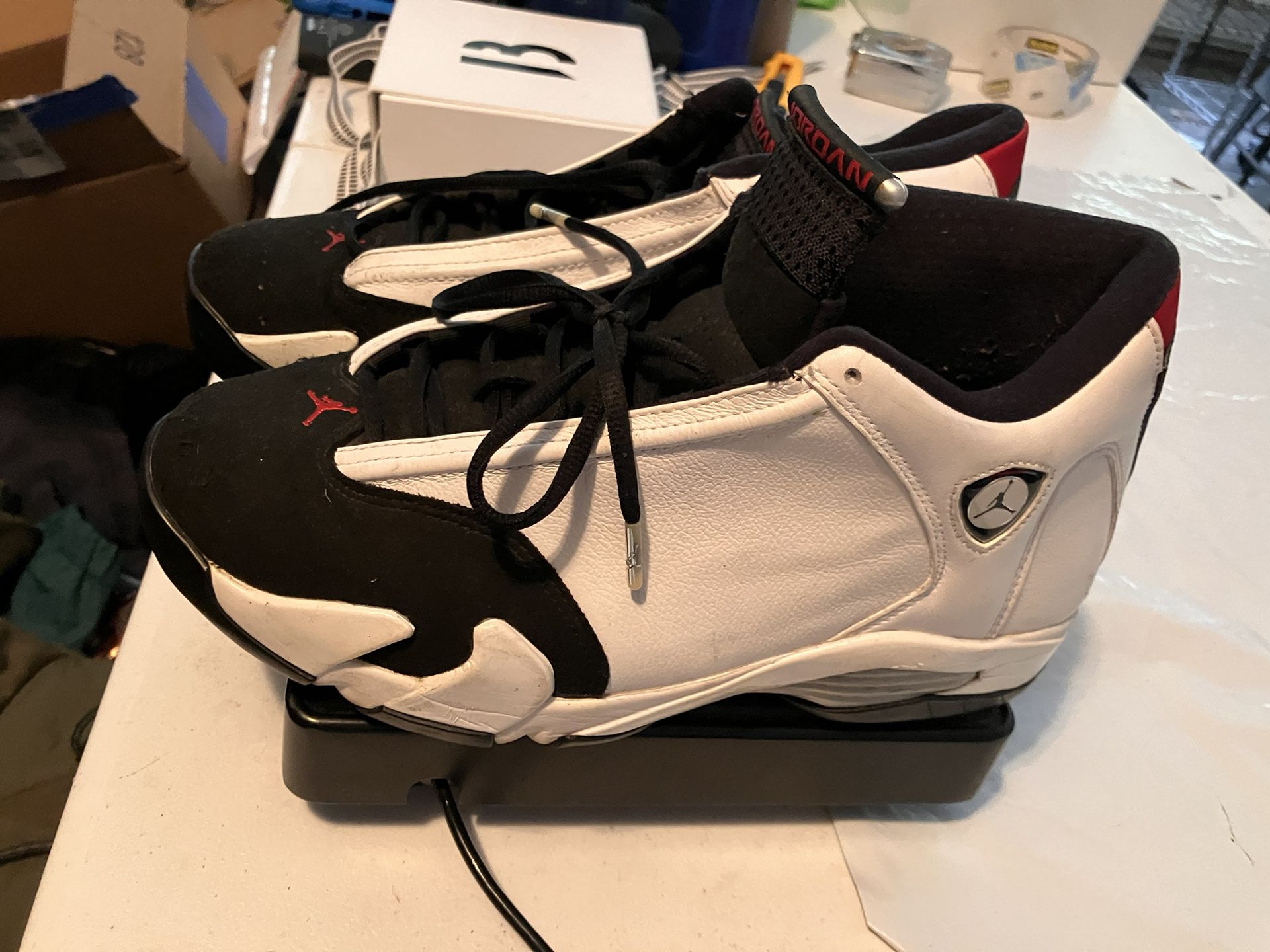 Nike Air Jordan 14 Size 9.5 M