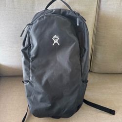 Hydro flask downshift 14L backpack