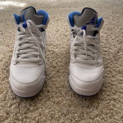 Used Big Kids White/blue Jordan 5