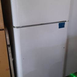 Refridgerator For Sale