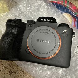 Sony a1 ILCE-1 Mirrorless Digital Camera