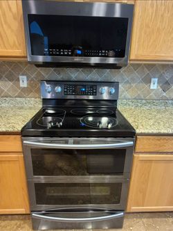 Samsung Black Stainless Steel Appliance Set - Flex Duo Range & Microwave
