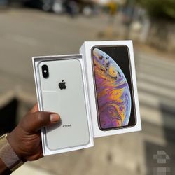 iPhone XS Max Unlocked With Warranty 
