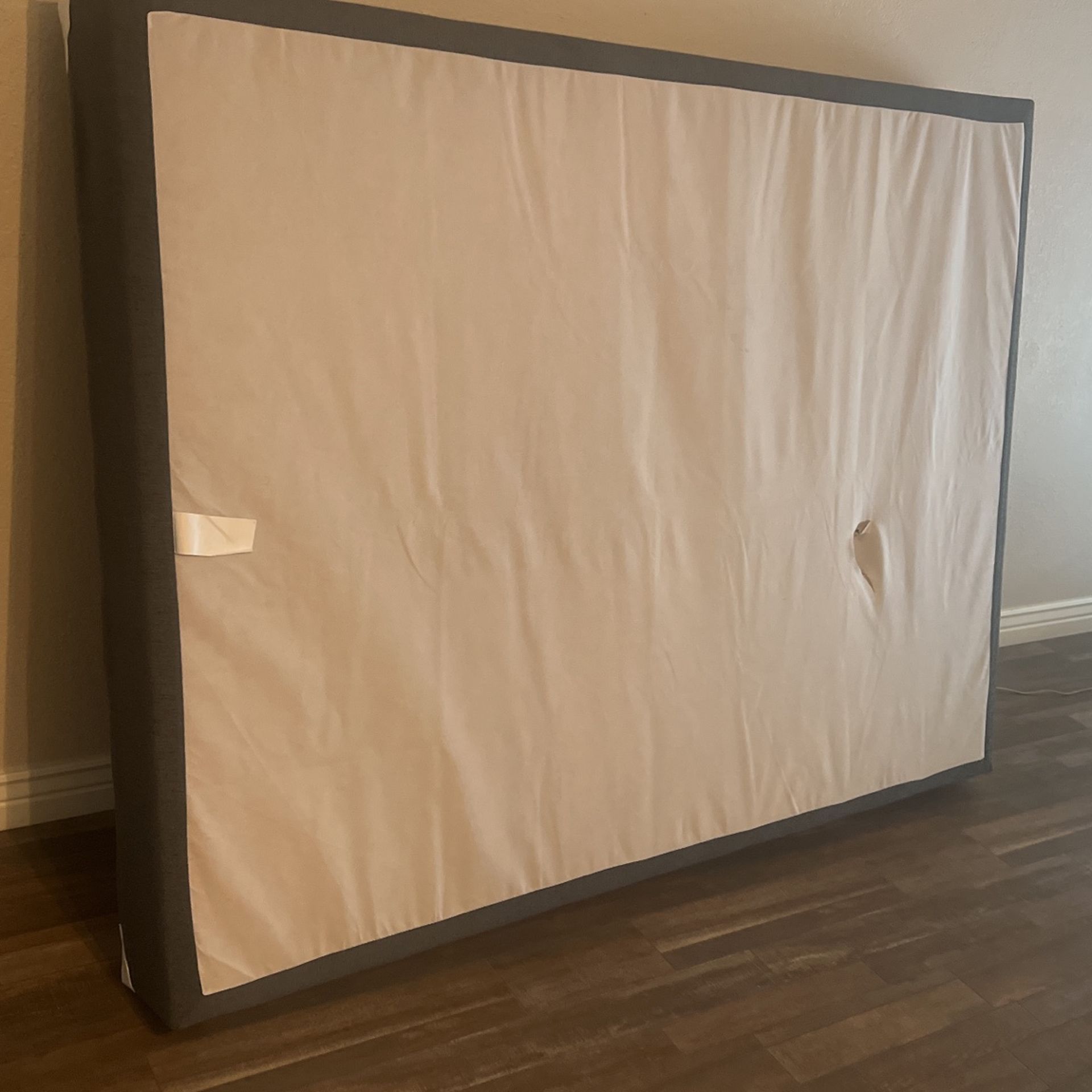 Selling Mattress Foundation And Queen Size Mattress