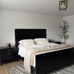 King Size Bedroom Set With dresser And Nightstands In Black