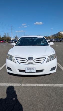 TOYOTA CAMRY 2011
