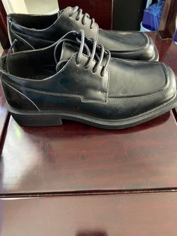 Dress shoes Kenneth Cole