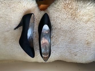 Charles Jourdan Black Satin Leather SIZE 7