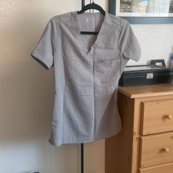 Small Figs Gray Scrub Top 