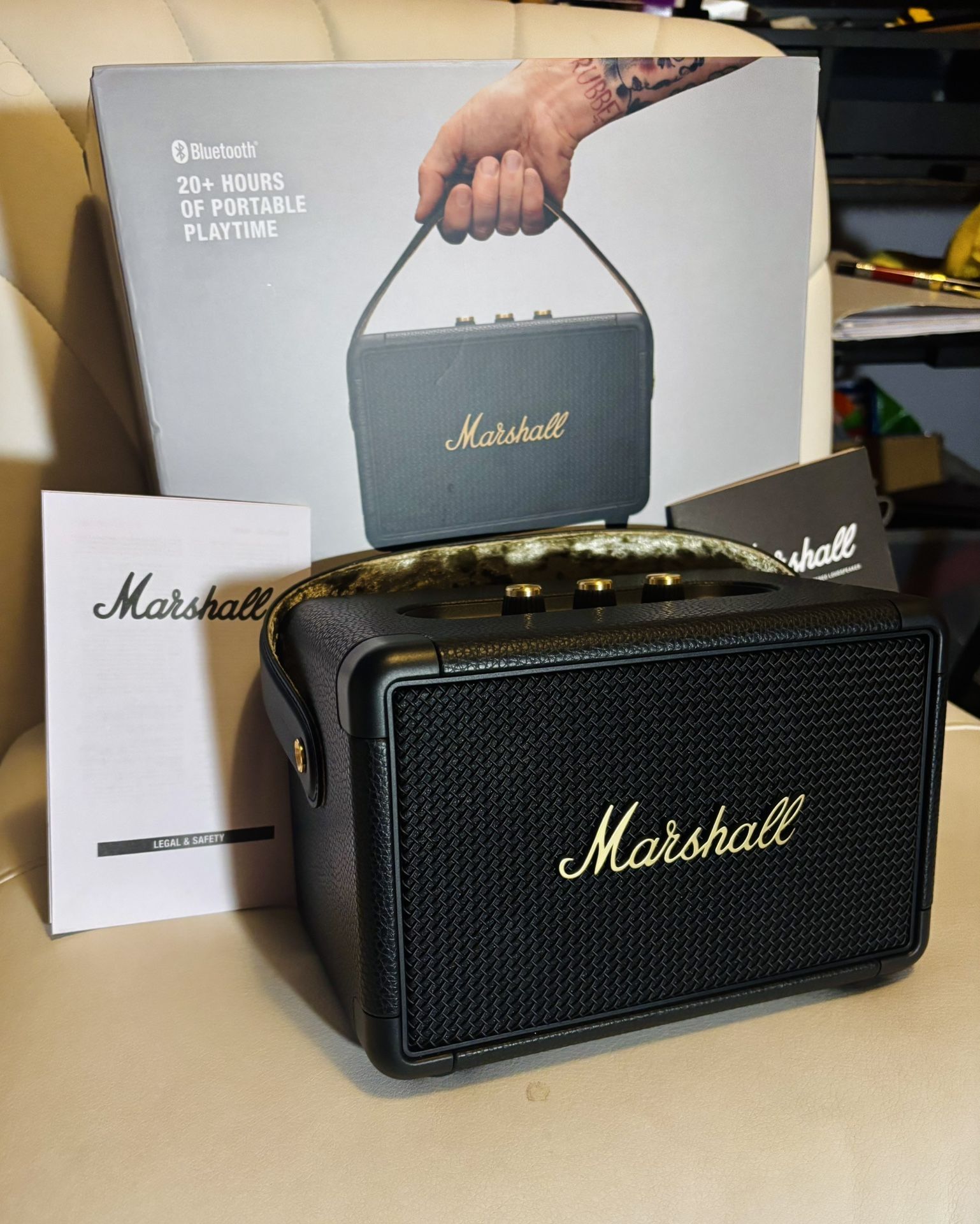 Marshall Kilburn II Wireless Portable Speaker β Rich Bass, Premium Vintage Design, Fast Charging