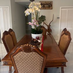Diner Table With Chairs