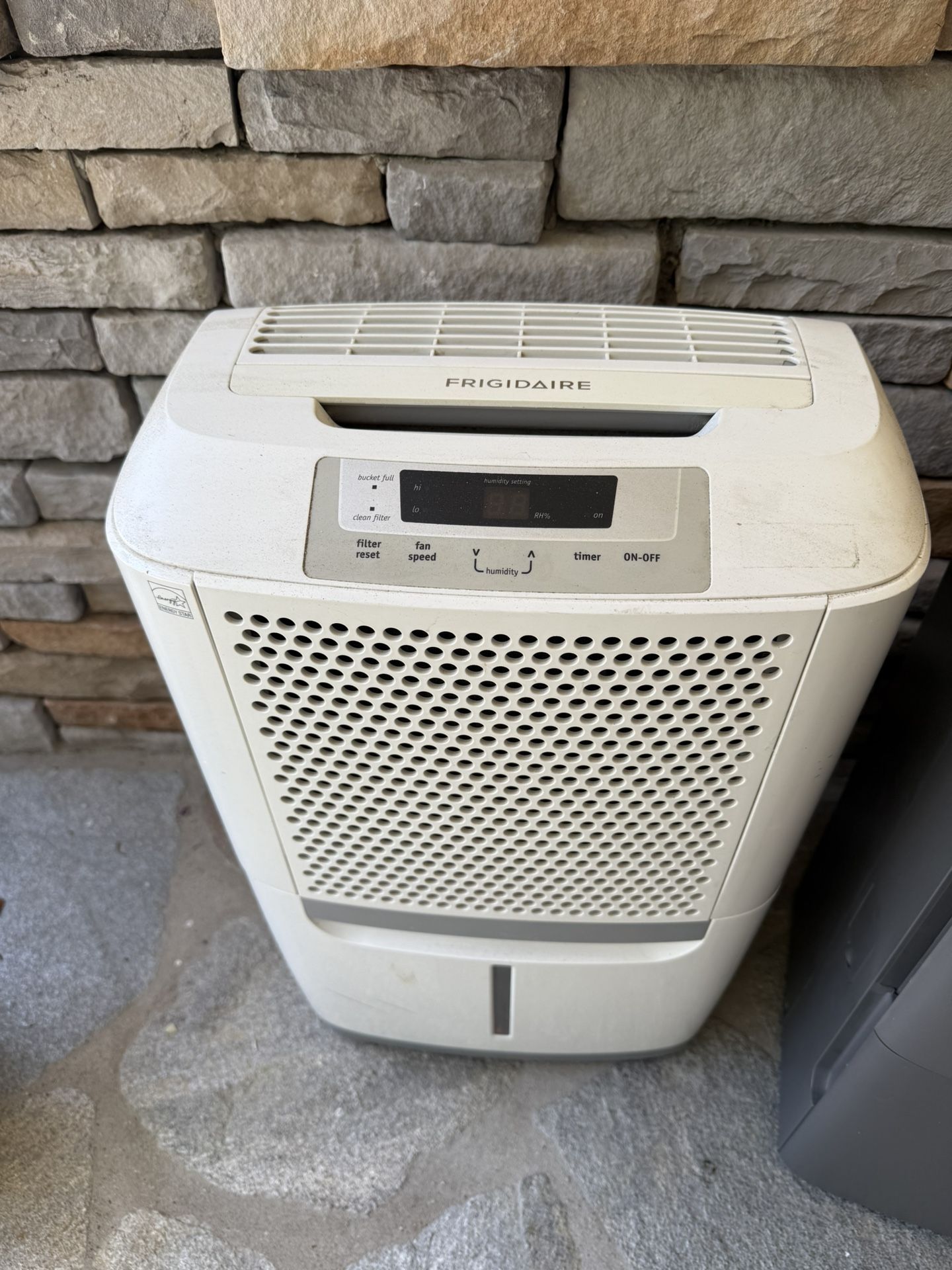 Frigidaire Dehumidier
