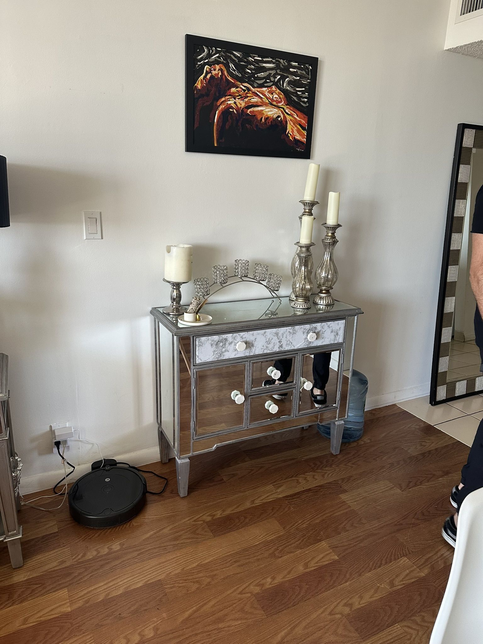 Mirror Table